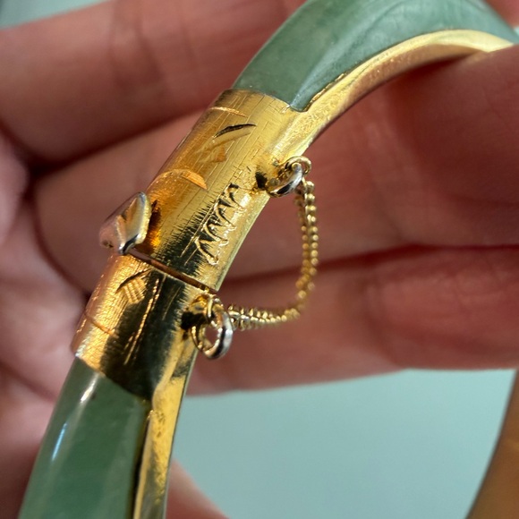 Vintage Jade Square Bangle Bracelet w/ Gold Inlay – Sterling Silver 925 - Picture 9 of 15